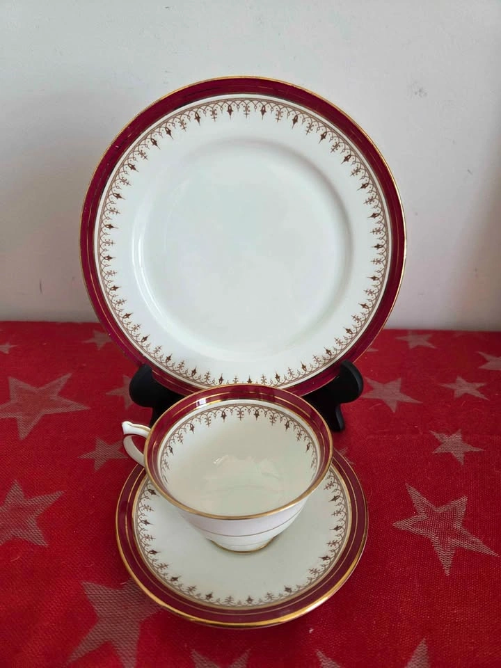 Set of 3 Vintage Aynsley Tea Set, Fine Bone China, Durham Maroon - photo 2