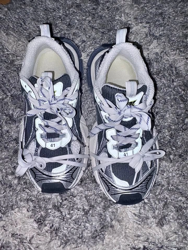 3XL Shoe