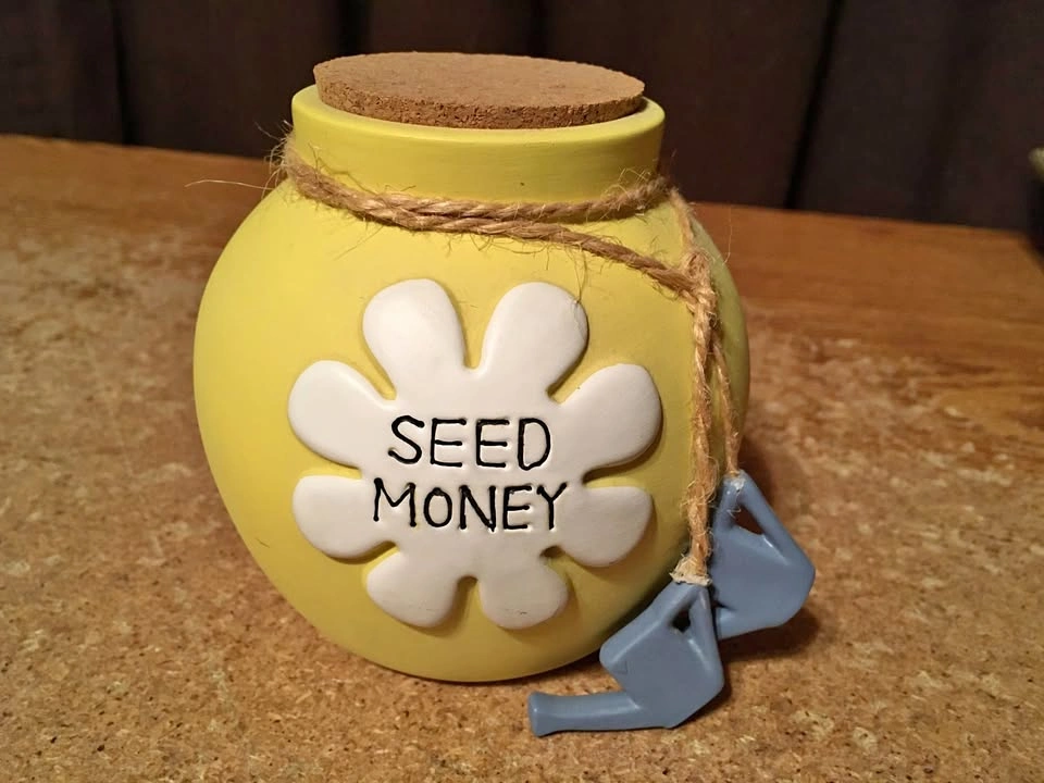 Ceramic Coin Bank Seed Money Jar with Water Can Charms