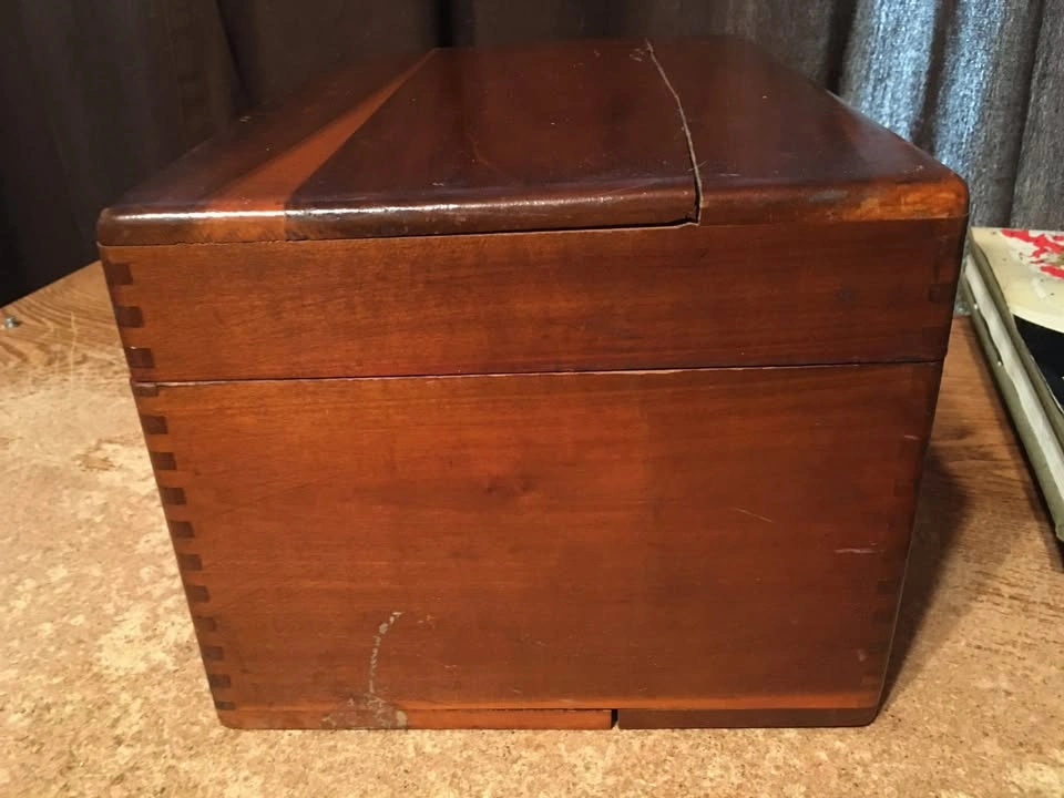 Vintage Wooden Storage Box - 12.75" x 9" x 7.25" - photo 5