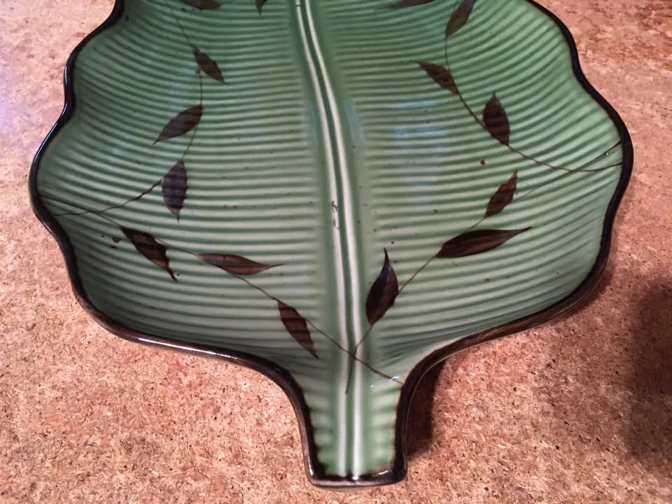 Decorative Ceramic Green Leaf Platter or Tray 14" X 9" - photo 3