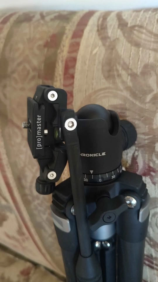 Pro Master Chronicle Carbon Fiber Tripod - photo 4
