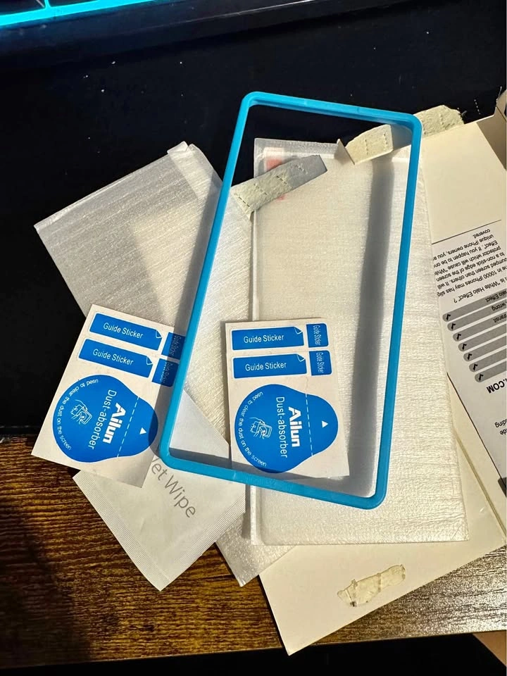 iPhone 12 Screen Protector - 2 pack
