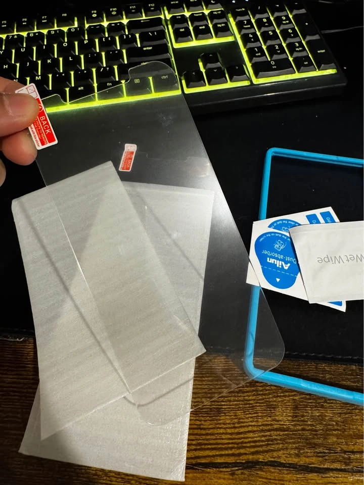 iPhone 12 Screen Protector - 2 pack - photo 3