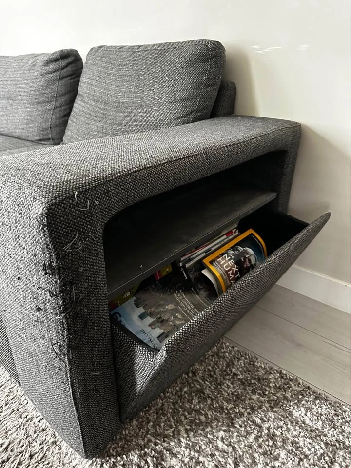 Structube Sectional Pull Out Sofa Bed - photo 4