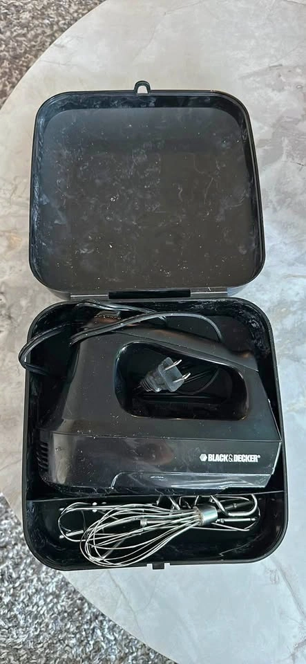 Handheld mixer in box