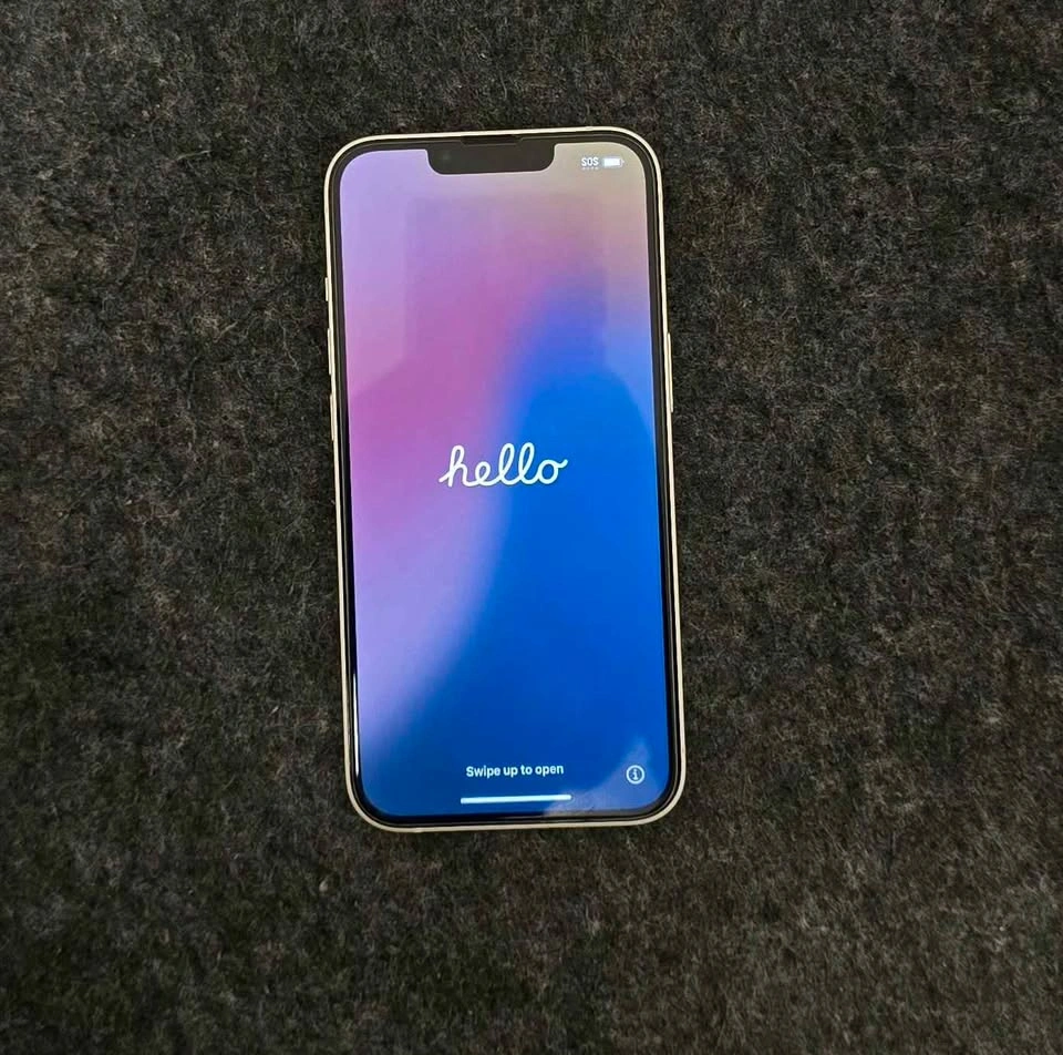 iPhone 13 - Starlight | 128GB | Great Condition - photo 3
