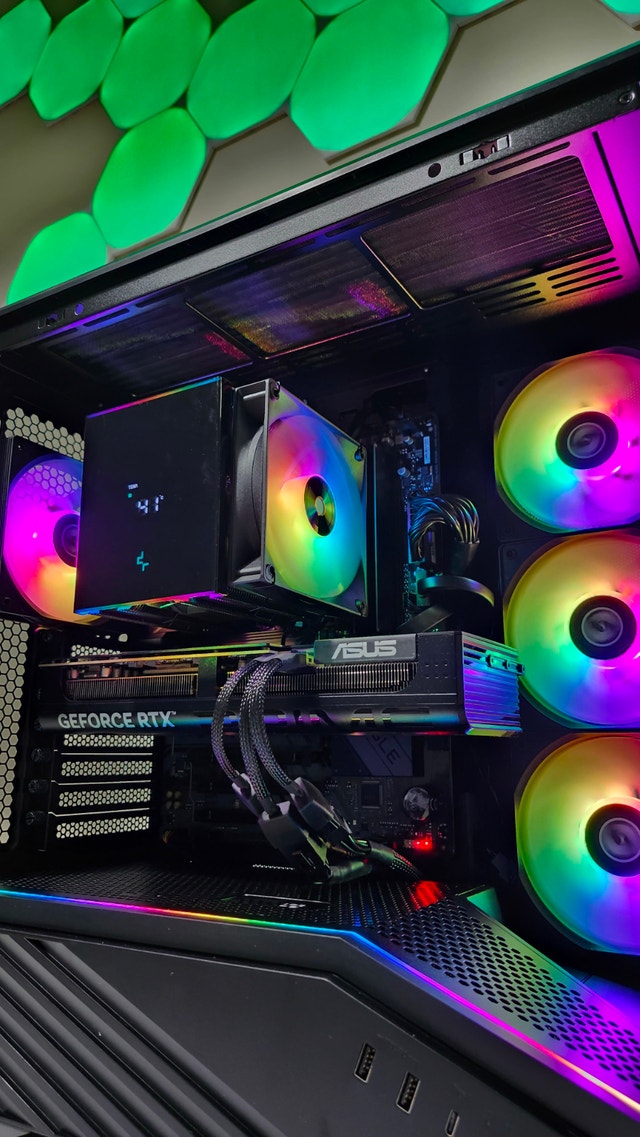 Ultimate Gaming PC! RTX 5070Ti + Ryzen 5 9600X + 32GB DDR5 - photo 4