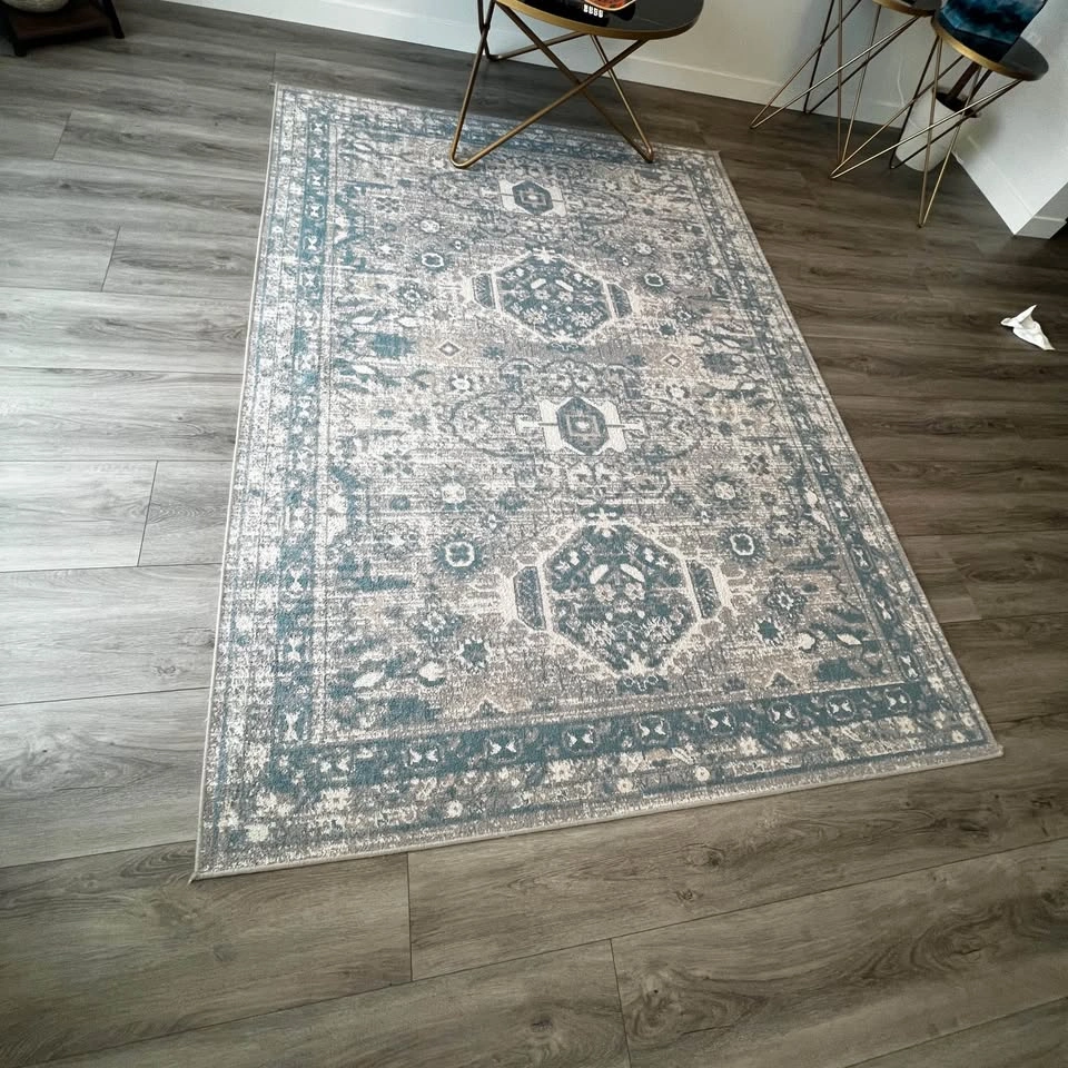 Area Rug - photo 4
