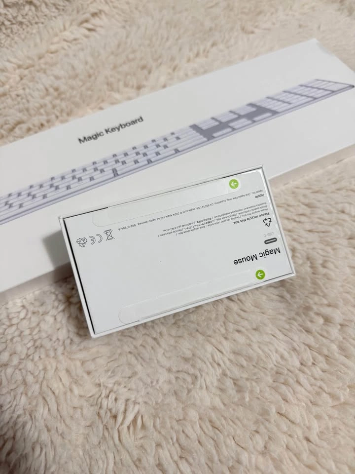 Apple Magic Mouse (USB-C version) - photo 2