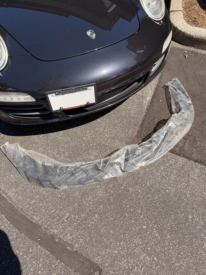 New Maxton Design Front Splitter for Porsche 997.2 - photo 3