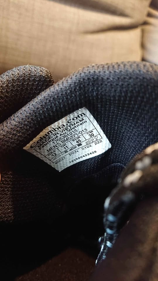 Brand New Columbia Hiking Shoes - photo 3