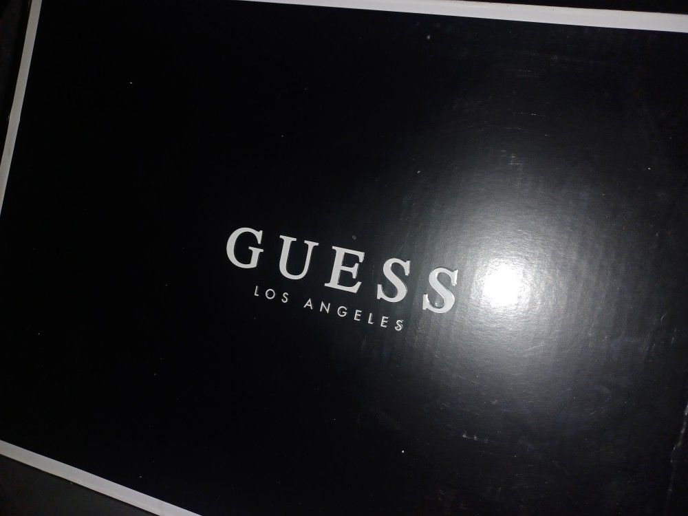 Guess shoes size 13 white in box - photo 4