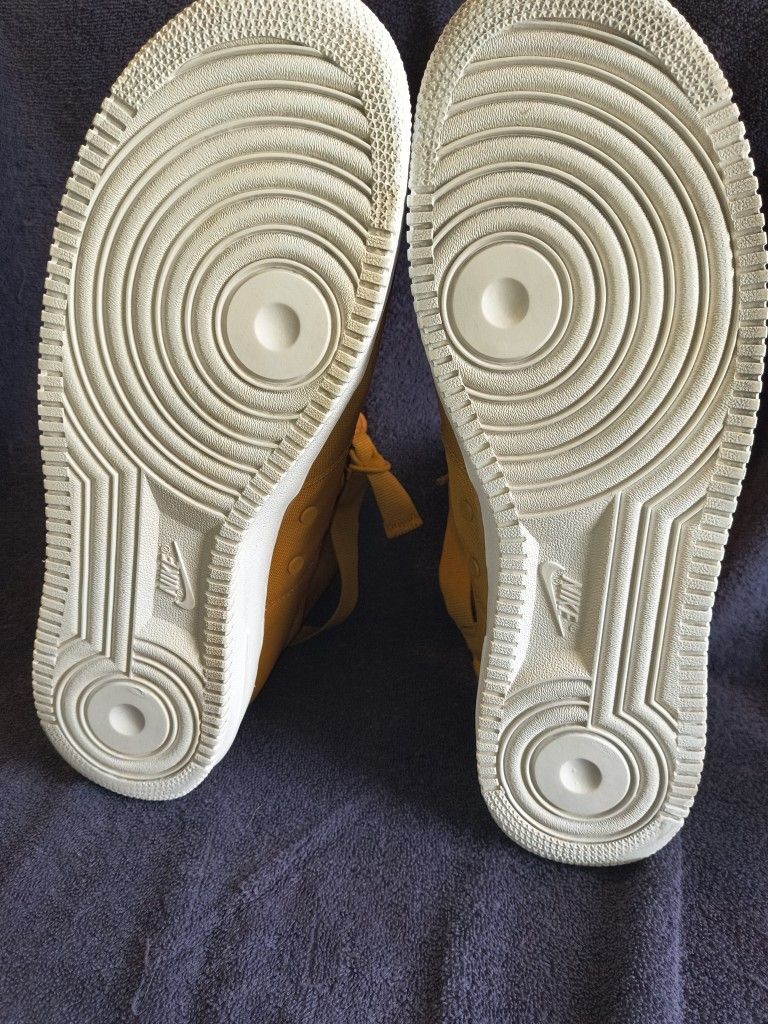 Nike SF Air Force 1 Mid Desert Ocher - photo 3