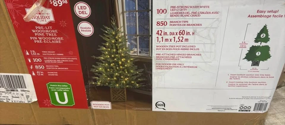 🎄 Pre-Lit Christmas Tree with Wooden Base – $40 - photo 3