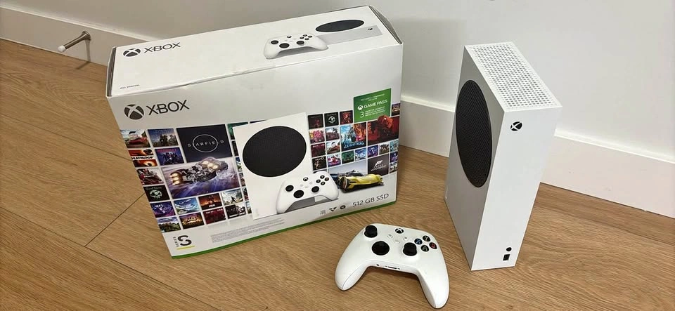 Xbox Series S 512GB SSD - Like New