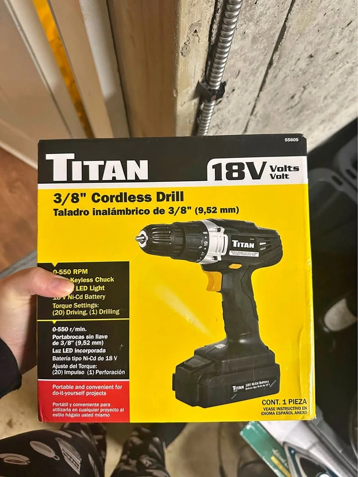 Titan 3/8" Cordless Drill 18Volts