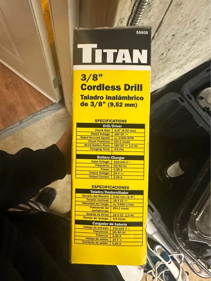 Titan 3/8" Cordless Drill 18Volts - photo 2