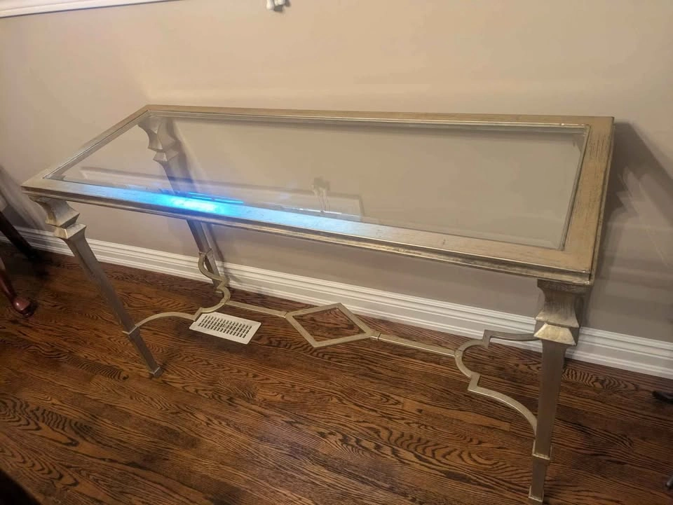 Glass Table - photo 3