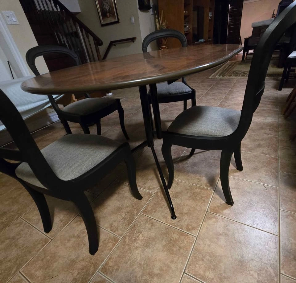 Table 4 chairs set - photo 2
