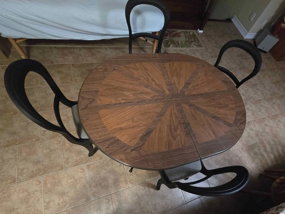 Table 4 chairs set - photo 3