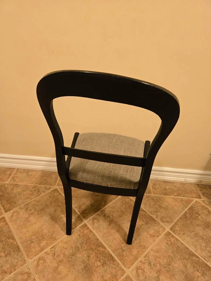 Black Wooden Chair - photo 3