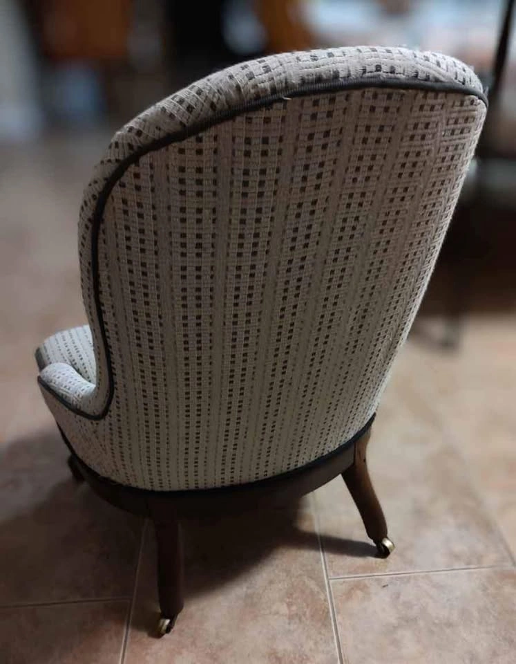 Vintage Decorative Chair - photo 3