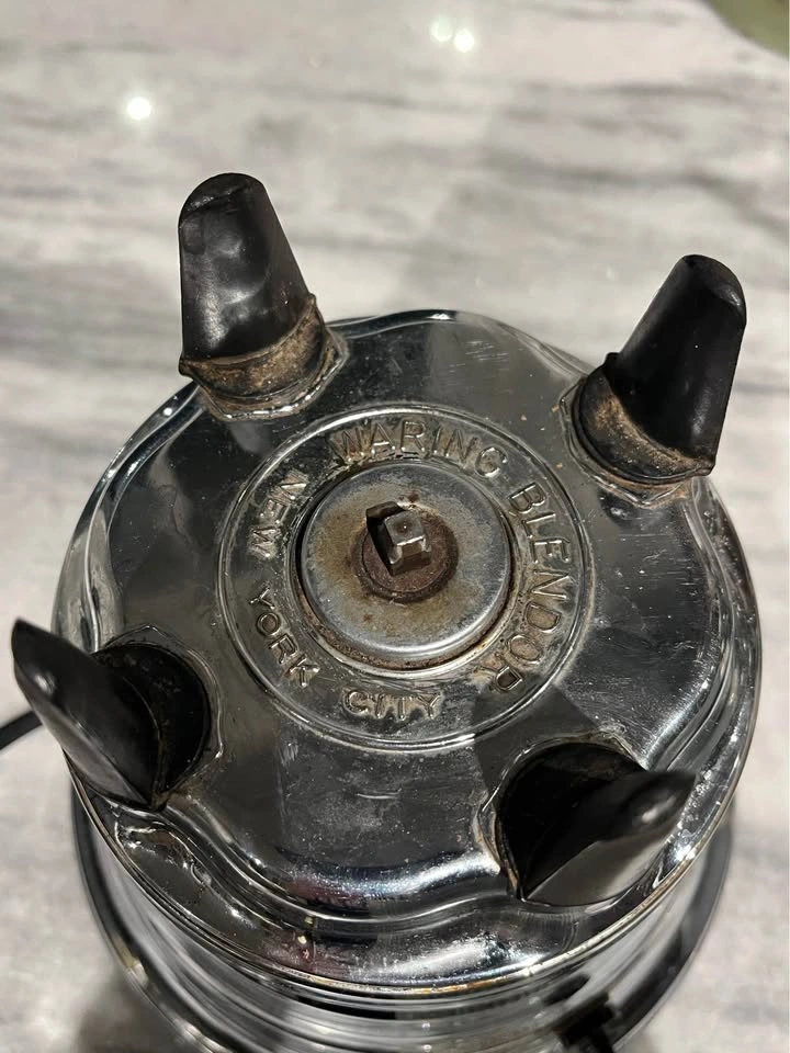 Vintage Waring Blender - photo 3