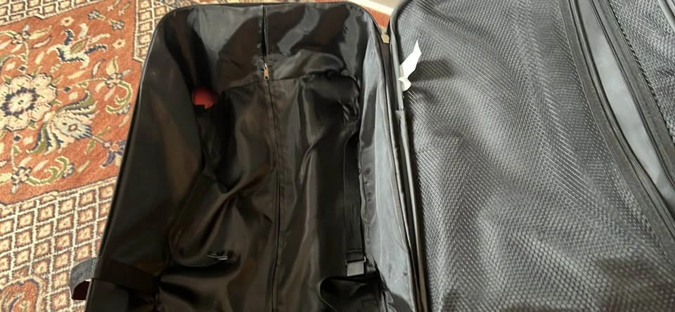 Carry on suitcases - photo 2