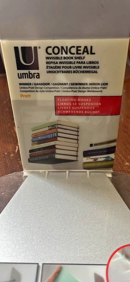 Invisible book shelf