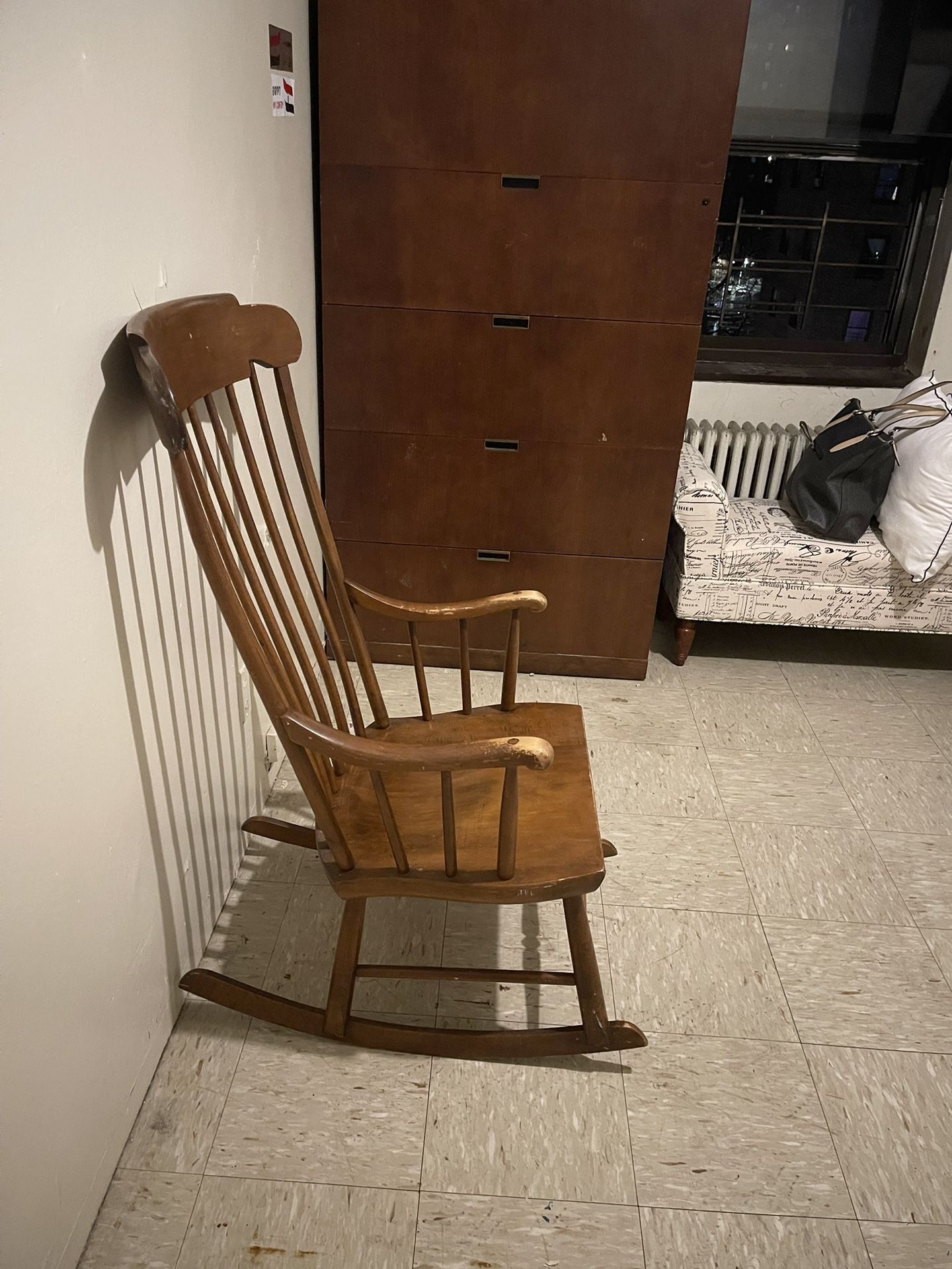 Vintage Solid Wood Rocking Chair For Sale - photo 3