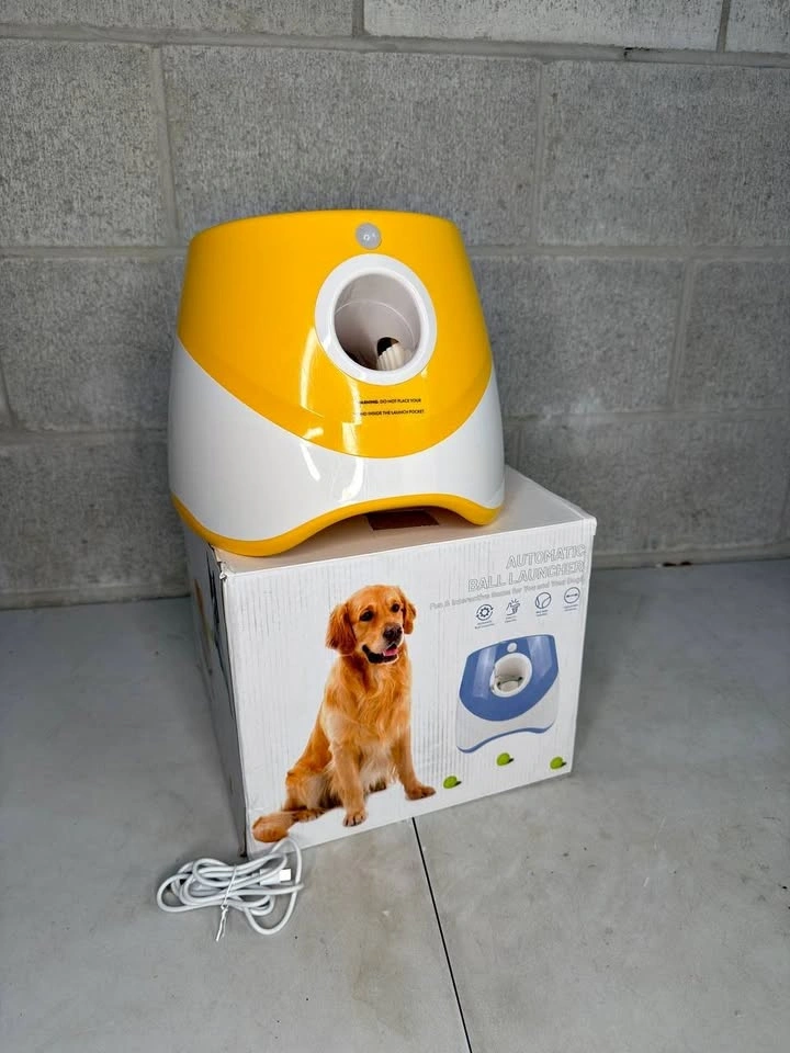 BFYDOAA Automatic Ball Launcher Interactive Dog Toy