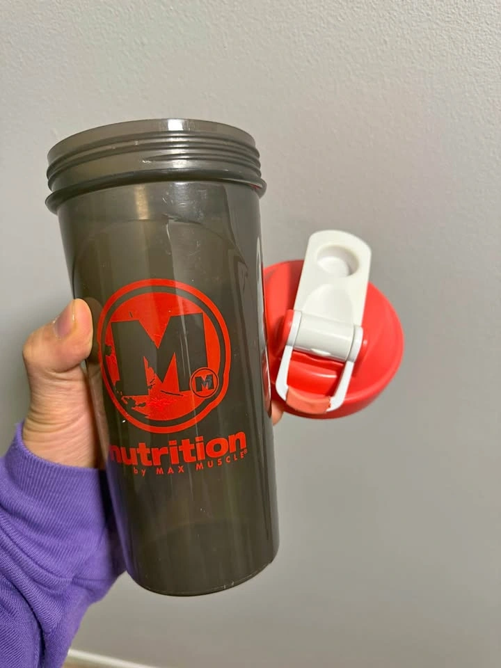Shaker Bottle