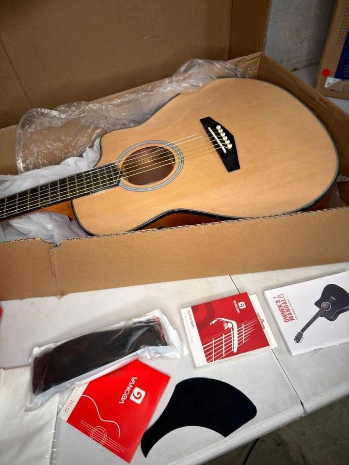 Vangoa 3/4 Acoustic Electric Guitar Beginner Kit - photo 5