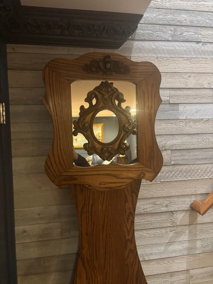 Vintage Oak Hall Seat or Tree – Lift Up Storage Seat - photo 3