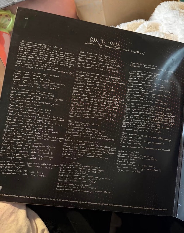 red Taylor’s version vinyl - photo 4
