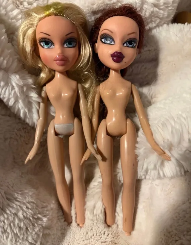 Bratz Dolls - Chloe & Roxxi