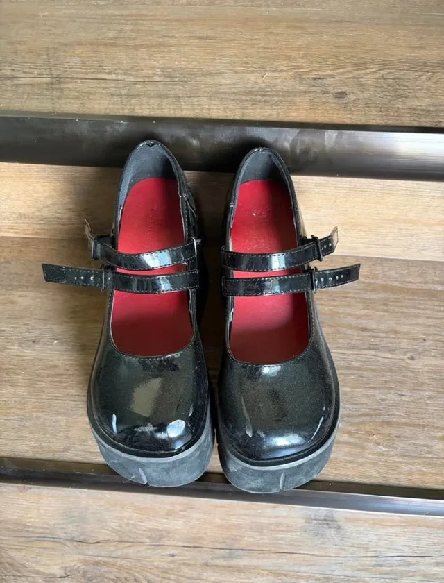 Platform Demonia Shoes - Size 6 Women's