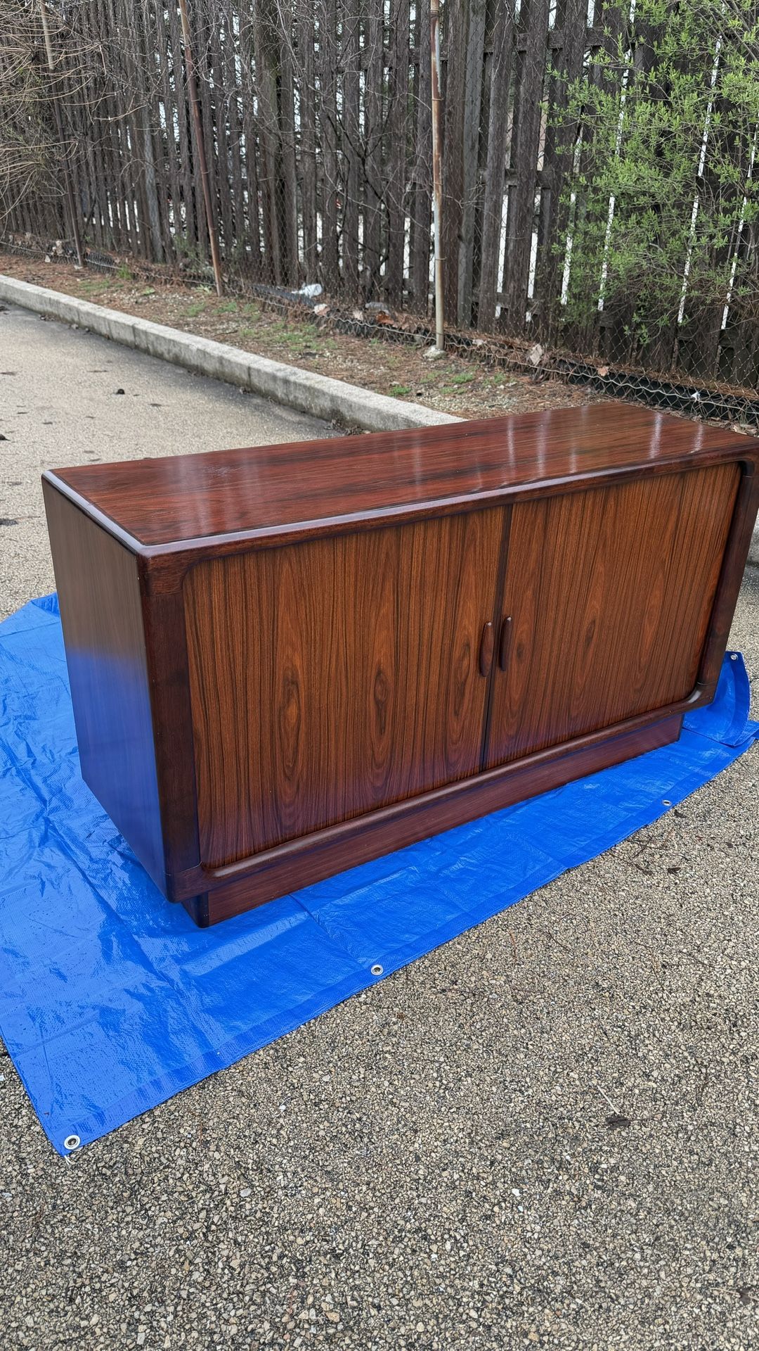 Vintage Dyrlund Danish Rosewood Cabinet Sideboard Tambour Doors - photo 3