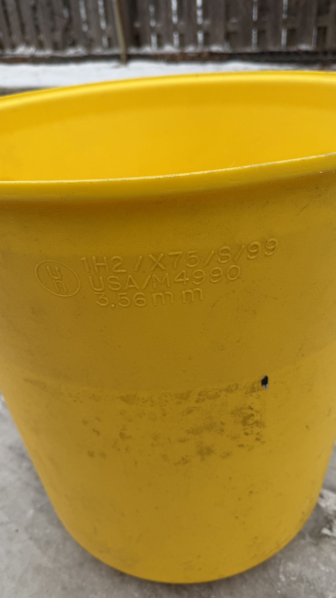 Heavy Duty Yellow Plastic Drum Barrel Open Top w/ Lid 55 Gallon - photo 4