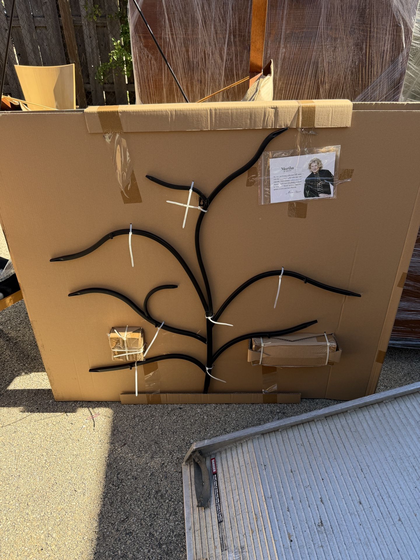 Martha Stewart Flower Tree Wall Decor - Metal Sculpture w/ 11 Po