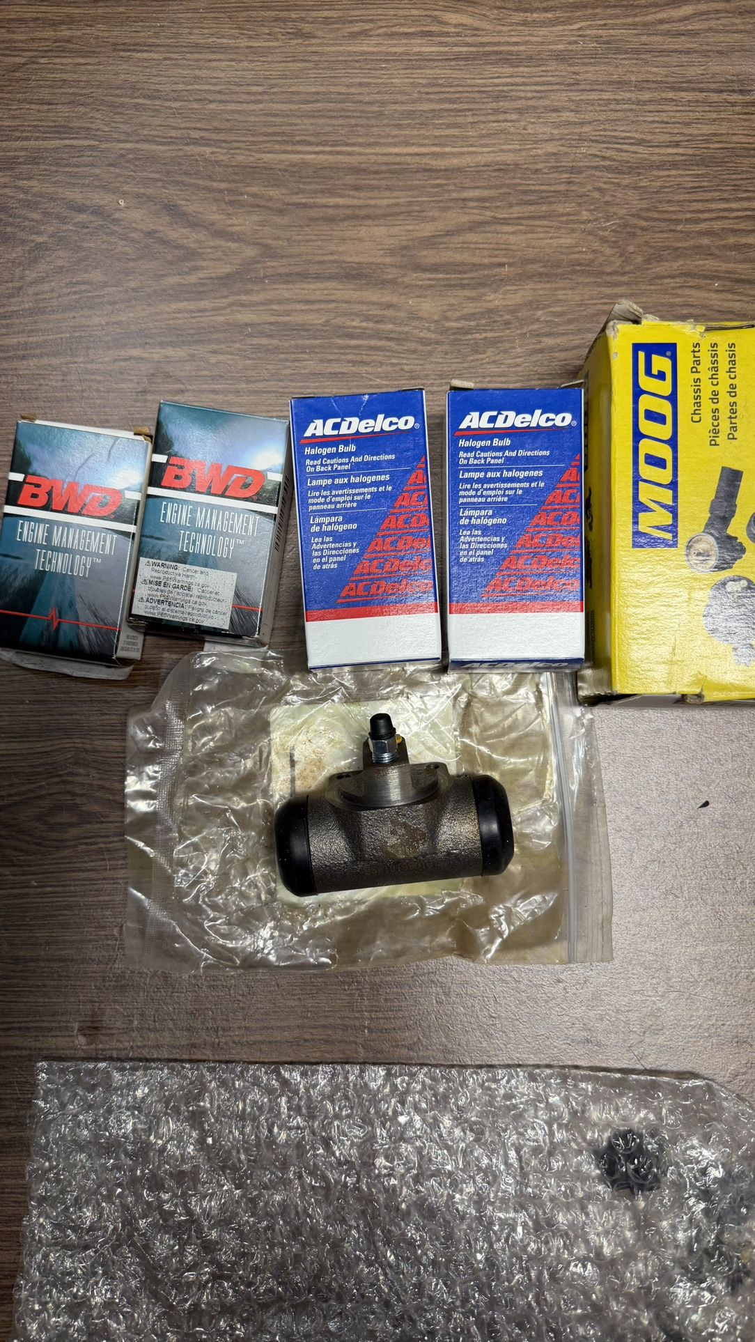 Lot of Automotive Parts - ACDelco, BWD, Moog, Novita EP29 - NOS