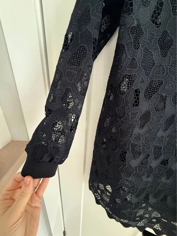 H&M Textured Black Dress - photo 2