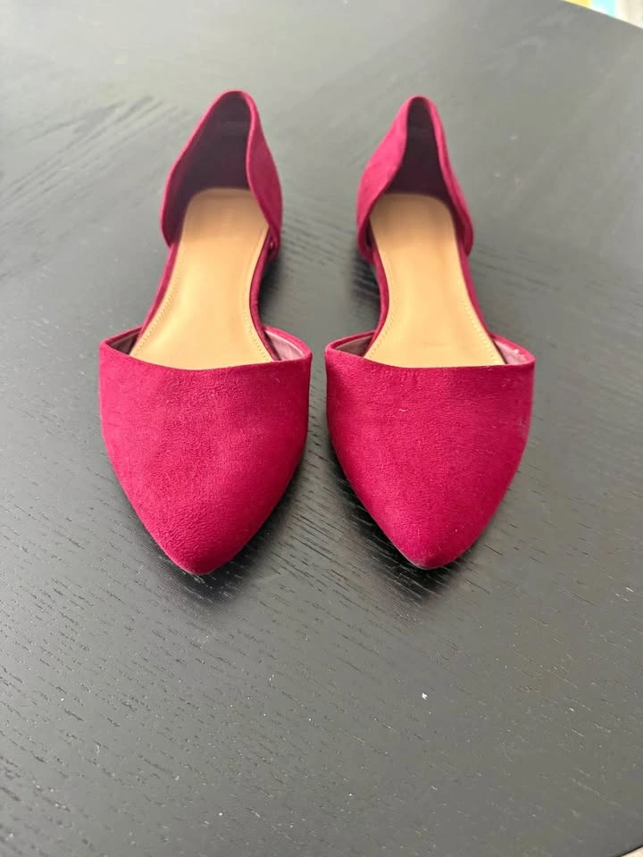 Forever 21 Burgundy Flats