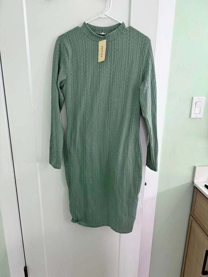 Green maternity dress