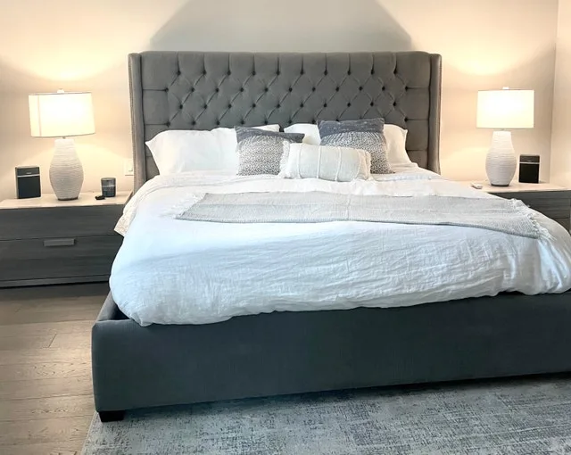 King Platform Bed & Nightstands – Zilli Home Interiors - photo 3