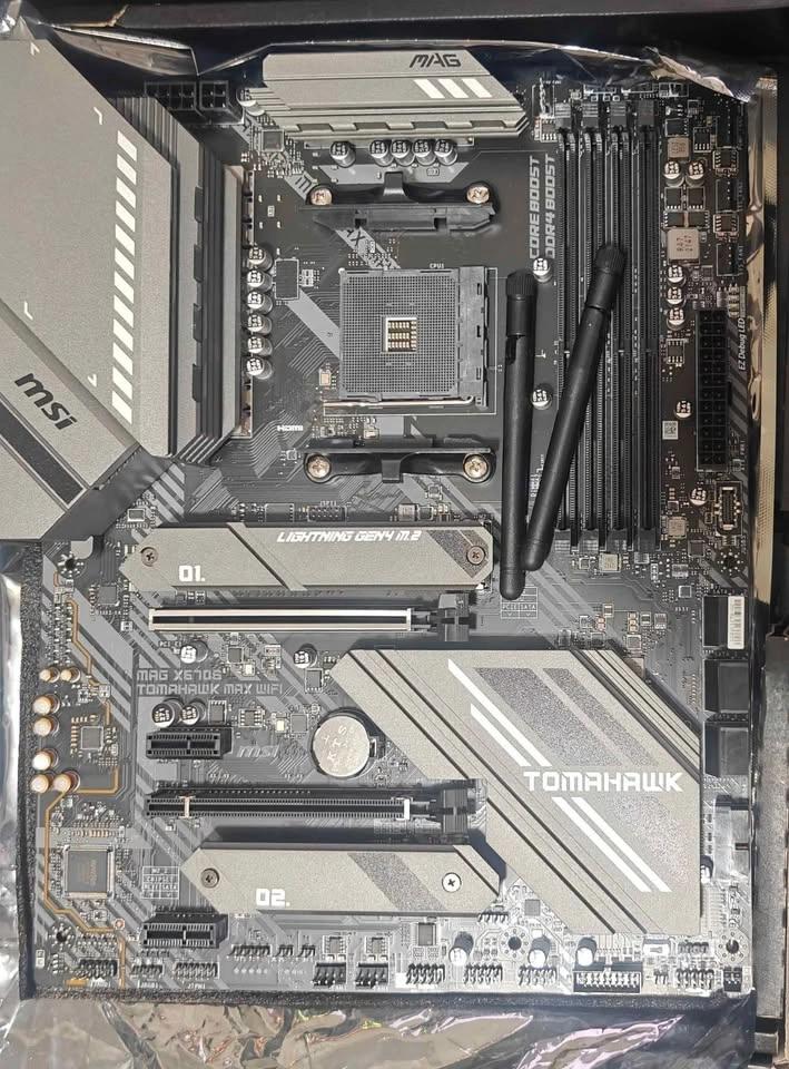 MSI X570S Tomahawk Max Wifi Motherboard - photo 2