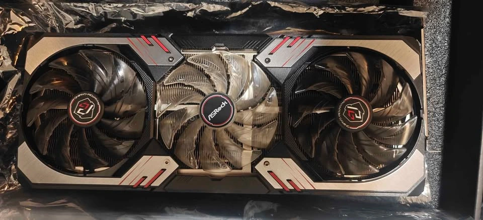 ASROCK 6800XT Phantom Gaming OC - photo 4