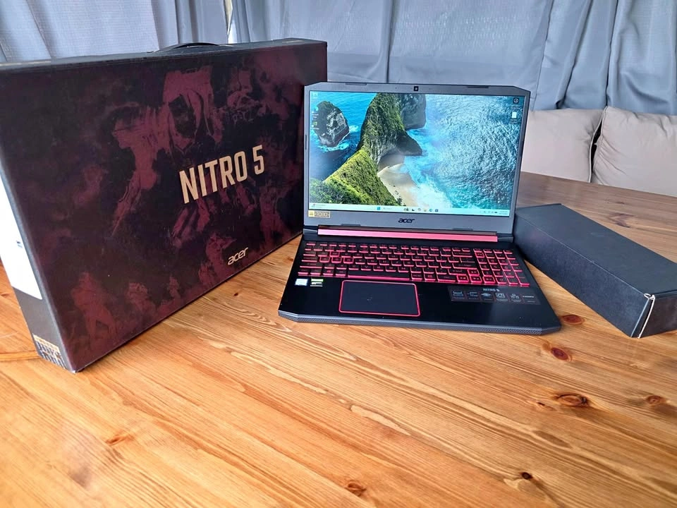 Like New Acer Nitro 5 Gaming Laptop | i5 | GTX 1650 | 24GB RAM |