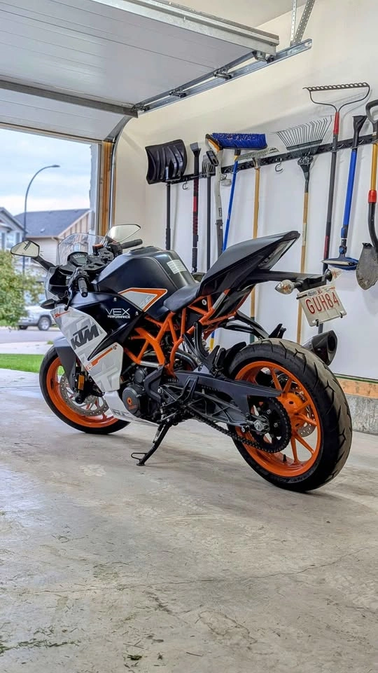 2015 KTM RC390 Motorcycle - photo 2